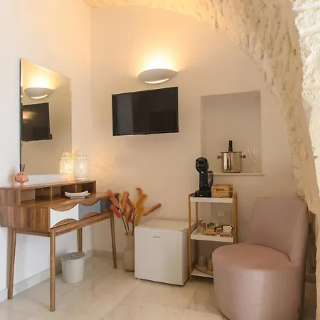 Bed & Breakfast Luxury Cassese 3*