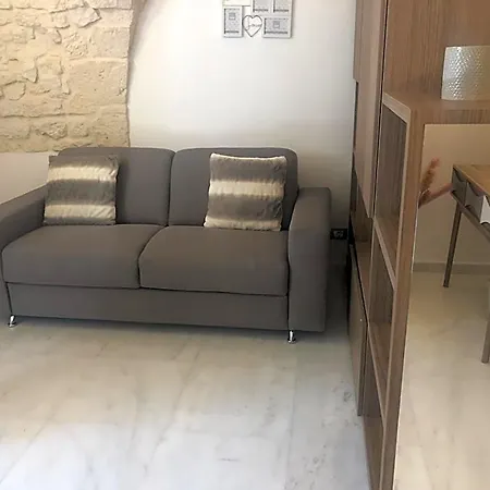 Nocleg ze śniadaniem Luxury Cassese 4*