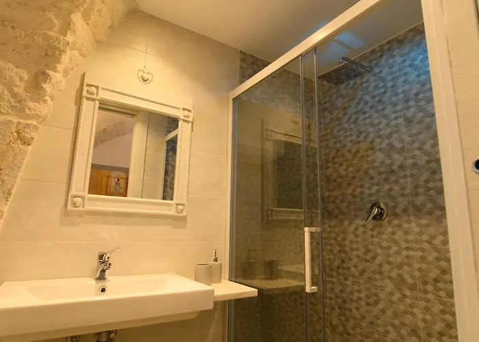 Luxury Cassese 4* Челье-Мессапика