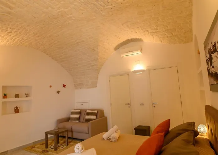 Luxury Cassese 4* Челье-Мессапика