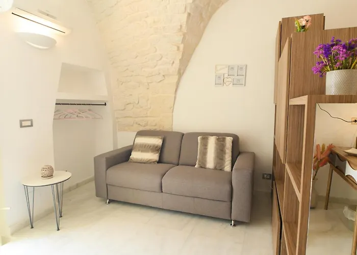 Luxury Cassese Bed & Breakfast 4*